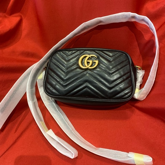 Gucci Mini Marmont Crossbody bag - Picture 15 of 16